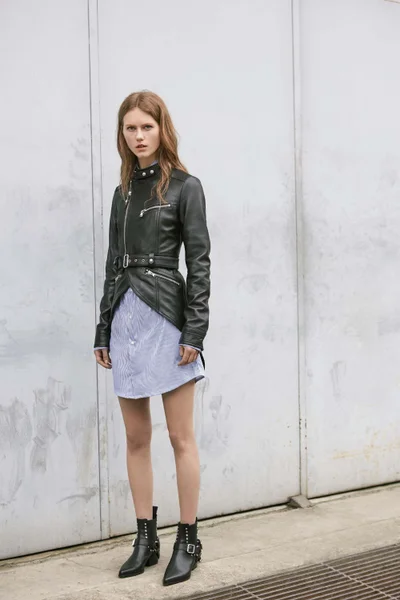 Look 13